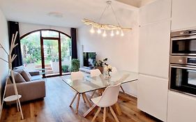 Mantegna Boutique Apartment, 75Mq, 100Mt From The Lake, Free Parking